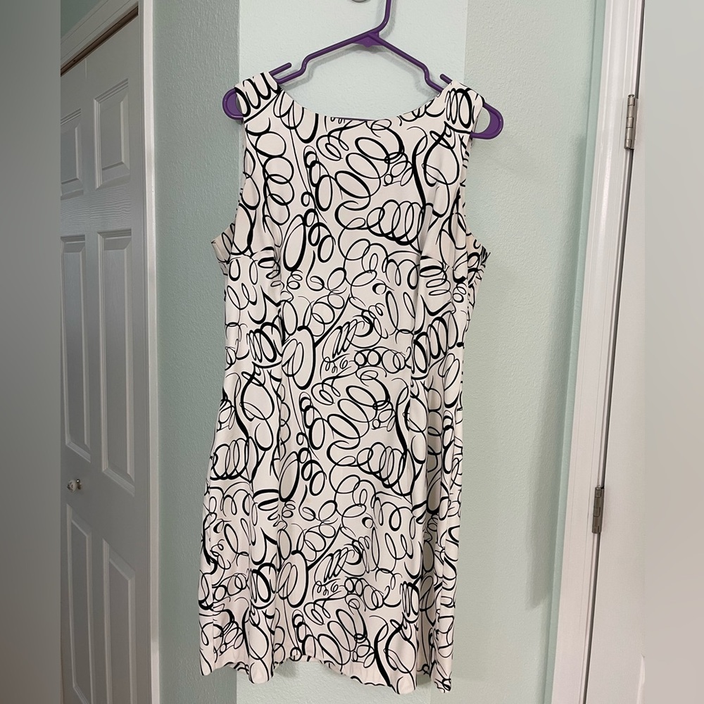 Black & White Shift Dress, 14
